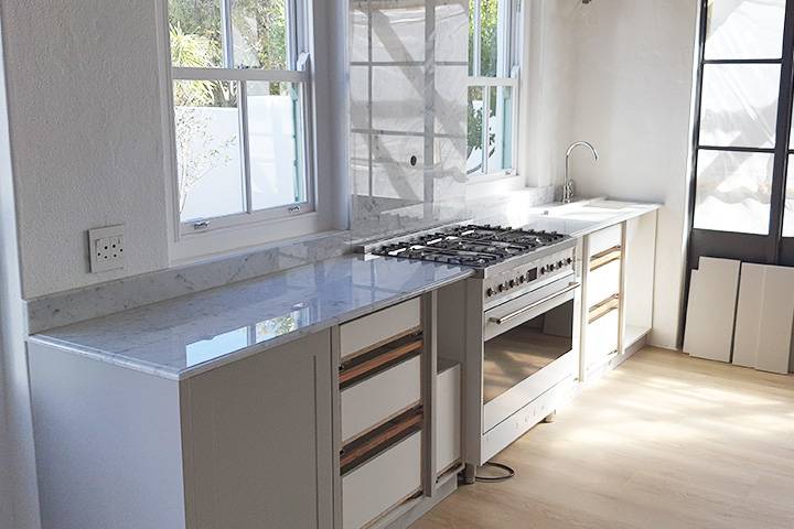 Linear kitchen countertop